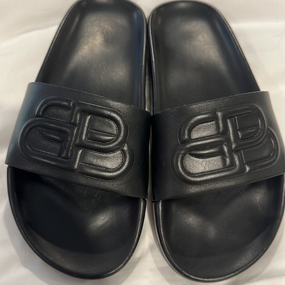 BALENCIAGA PISCINE B-B LOGO BLACK LEATHER SLIDES WITH BOX - Picture 3 of 15